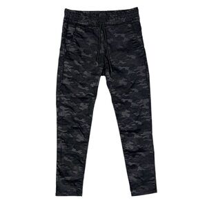 Bevy Flog Shely Camo Jogger Pants Black Gray Pull On Stretch Size 26